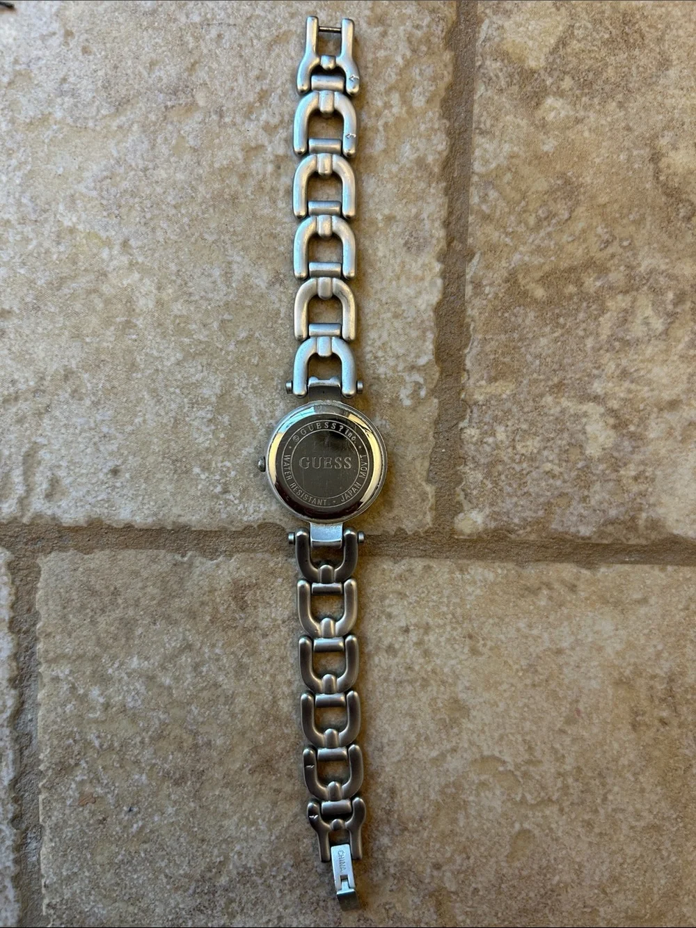Y2K Guess Light Blur Face Silver-Tone Link Bracelet Watch - Silver Dial